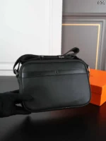 HERMES カメラ ショルダーバッグ ケース付き 24.5*17cm - 画像 (5)