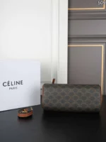 CELINE Triomphe CYLINDER 水筒バック ケース付き 26*13cm - 画像 (7)