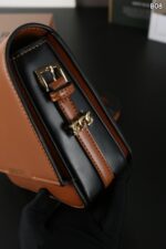 Burberry ショルダーバッグ ケース付き 19.5*16cm - 画像 (6)
