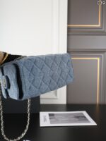 CHANEL 25Bag 25C hobo デニム 水筒バック ケース付き 22*15.5cm 26*19cm - 画像 (12)