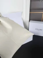 CELINE CRYSTAL POUCH ポーチ ケース付き 29*28cm - 画像 (11)