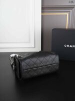 CHANEL 25Bag 25P hobo キャビア 水筒バック ケース付き 20*22cm 30*26cm - 画像 (13)