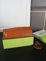 LOEWE Flamenco ショルダーバッグ ケース付き 29.5*23cm - 画像 (12)