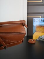 LOEWE Puzzle Biker ショルダーバッグ ケース付き 24*16cm - 画像 (7)