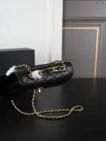 CHANEL Classic Flap CF 25B キャビア ハンドバッグ ショルダーバッグ ケース付き 19*12cm - 画像 (8)