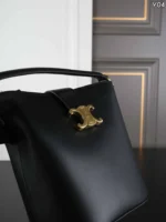CELINE Louise 水筒バック ケース付き 16*19cm - 画像 (9)