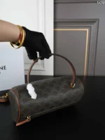 CELINE Triomphe CYLINDER 水筒バック ケース付き 26*13cm - 画像 (8)