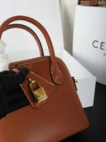 CELINE ハンドバッグ ショルダーバッグ ケース付き 22*18cm - 画像 (8)