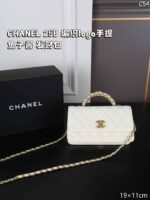 CHANEL 25B キャビア ショルダーバック ケース付き 19*11cm - 画像 (9)