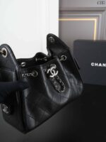CHANEL 25Bag 25P hobo キャビア 水筒バック ケース付き 20*22cm 30*26cm - 画像 (12)