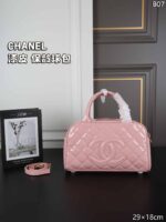 CHANEL ショルダーバック 29*18cm - 画像 (7)