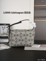 LOEWE CubiAnagram 弁当バックケース付き 25*19cm - 画像 (4)