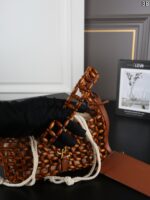 YSL Le 5 A 7 肩掛けバック ケース付き 25*14cm - 画像 (8)