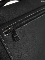 HERMES ショルダーバッグ ケース付き 25*27cm 29*22cm - 画像 (9)