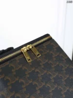 CELINE Triomphe 化粧ポーチ ケース付き 17*15cm - 画像 (10)