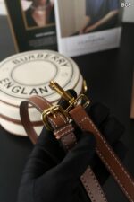 Burberry Louise ショルダーバッグ ケース付 19.5*16cm - 画像 (9)