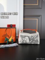 HERMES 刺繡 ハンドバッグ ショルダーバッグ ケース付き 24*15CM - 画像 (12)