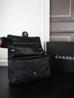 CHANEL 26S ショルダーバック ケース付き 32*19cm 38*25cm - 画像 (8)