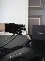 CHANEL 22Bag 24K Tote トートバッグ ポーチ付き ケース付き 39*42cm - 画像 (15)