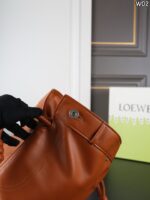 LOEWE Flamenco Panta ショルダーバッグ ケース付き 29*24cm - 画像 (8)