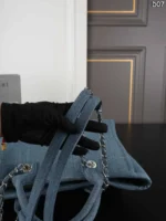 CHANEL 22SS Tote トートバッグ ポーチ付き ケース付き 32*25cm 37*29cm - 画像 (7)