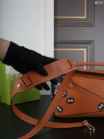 LOEWE Puzzle ショルダーバッグ ケース付き 19*12cm 24*15cm 28.5*18cm - 画像 (8)