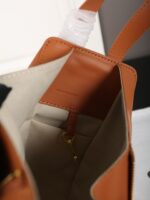 LOEWE Hammock ハンドバッグ ショルダーバッグ ケース付き 20*21cm - 画像 (9)