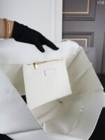 YSL BEA Hobo トートバッグ ケース付き 30*29cm - 画像 (9)