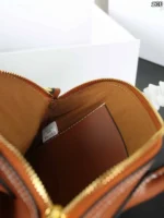 CELINE ハンドバッグ ショルダーバッグ ケース付き 22*18cm - 画像 (10)