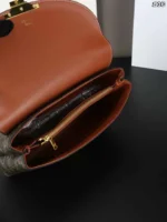 CELINE Nino ハンドバッグ ショルダーバッグ ケース付き 20*13.5cm - 画像 (9)