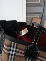 Burberry London トートバッグ ポーチセット 34*28cm - 画像 (9)