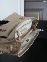 CHANEL 25B 肩掛けバッグ ケース付き 29*19cm - 画像 (8)