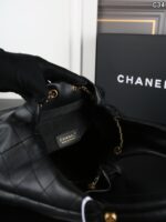 CHANEL 26P 水筒バック ポーチセット ケース付き 28*21cm - 画像 (9)