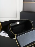 CHANEL 25B ショルダーバック ケース付き 16*10cm - 画像 (10)