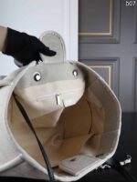 CHANEL 22SS Tote トートバッグ ポーチ付き ケース付き 32*25cm 37*29cm - 画像 (8)