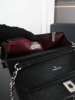 CHANEL WOC 24K ショルダーバック ケース付き 19*12cm - 画像 (15)
