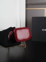 CHANEL 24C 化粧ポーチ ケース付き 10*09cm 16*10cm - 画像 (8)