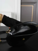 CELINE Louise 水筒バック ケース付き 16*19cm - 画像 (10)