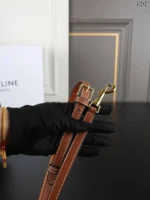 CELINE 水筒バック ケース付き 16*21cm - 画像 (10)