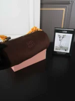 MIU MIU 水筒バック ケース付き 26*11cm - 画像 (14)
