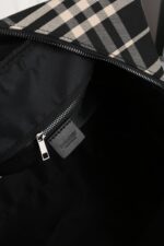 Burberry 旅行バッグ 39*25cm - 画像 (9)