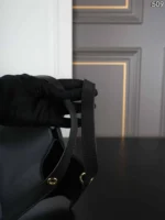 CELINE 水筒バック ケース付き 16*21cm - 画像 (19)