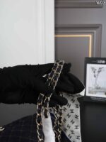 CHANEL cf デニム ショルダーバッグ ケース付き 25*15cm - 画像 (10)