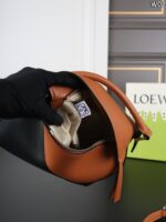 LOEWE Puzzle ショルダーバッグ ケース付き 24*15cm - 画像 (6)