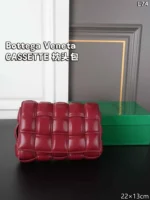 Bottega Veneta BV CASSETTE 手持ちバッグ ケース付き 20*13cm - 画像 (13)