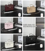 CHANEL Cruise 26C キャビア ハンドバッグ ショルダーバック ケース付き 17*11cm