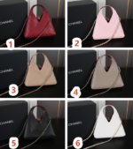 CHANEL ハンドバッグ ショルダーバッグ ケース付き 24*14.5cm