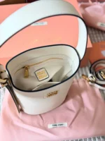 MIUMIU 水筒バック ケース付き 14*20cm - 画像 (7)