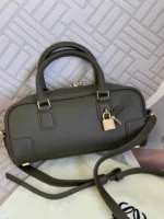 LOEWE Amazona 23 Cropped ショルダーバック ケース付き 23*10*11cm - 画像 (4)