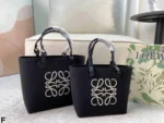 LOEWE anagram tote 刺繡 トートバッグ ケース付き 23*22cm 27*25cm - 画像 (7)